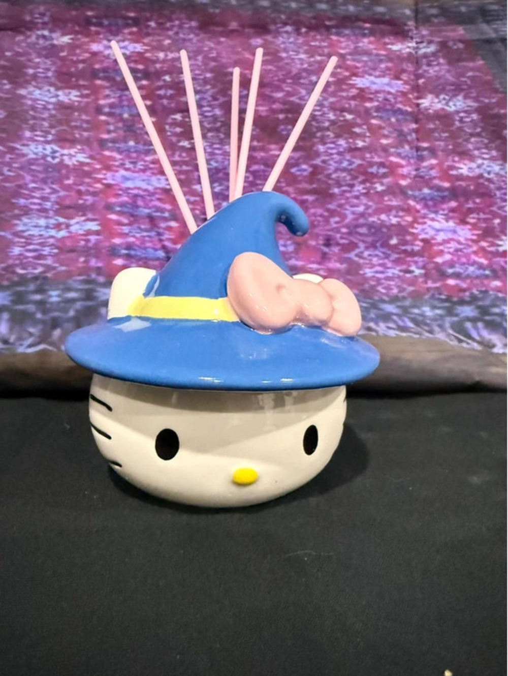 Hello Kitty Ceramic Halloween Reed Diffuser vanilla sent oil included.